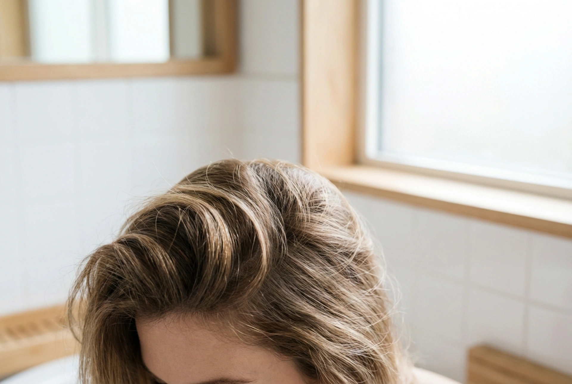 Tanke lase za več volumna: Frizure za tanke lase korak za korakom