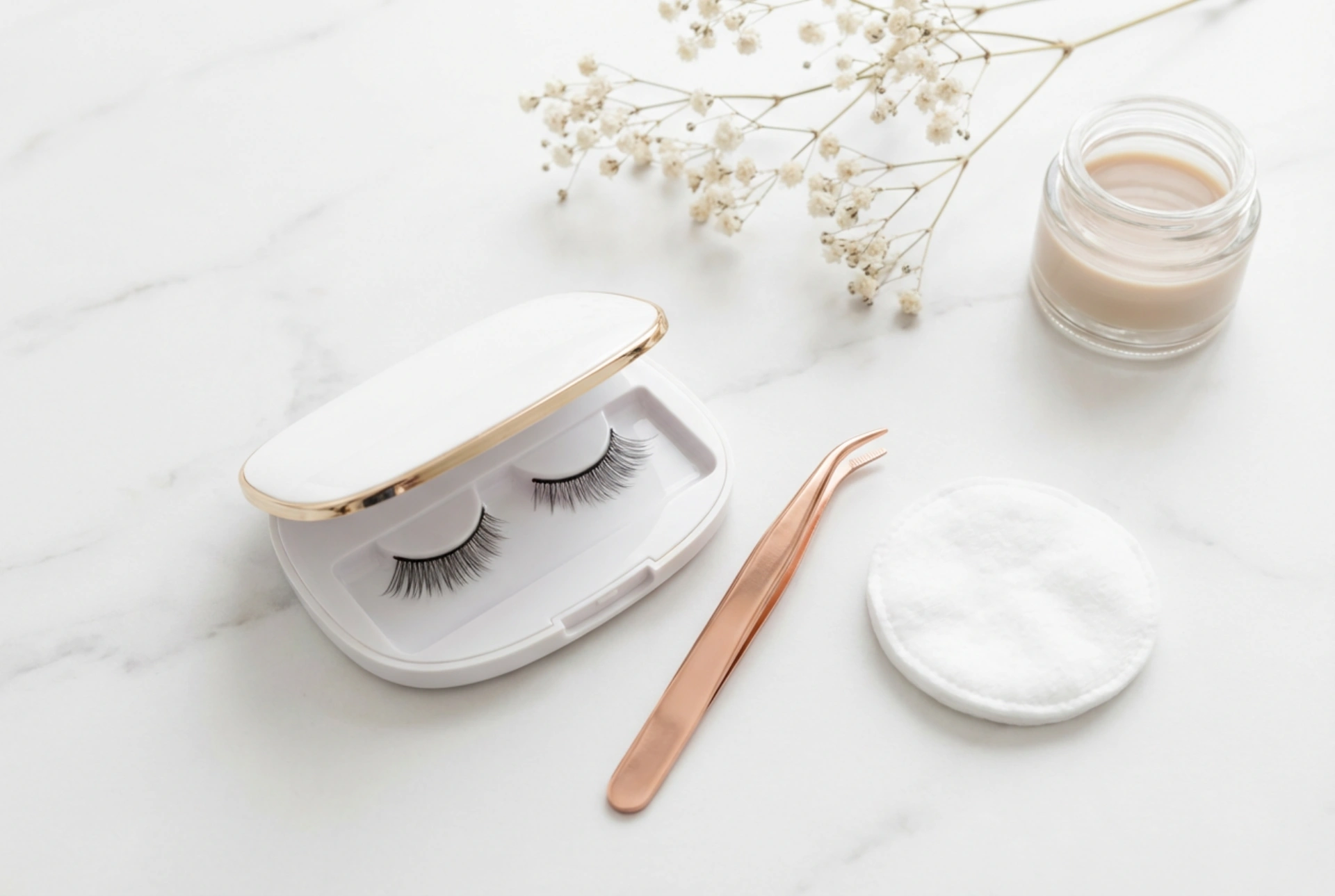 Magnetne trepalnice brez črtala za oči: namestitev, prilagajanje in nega